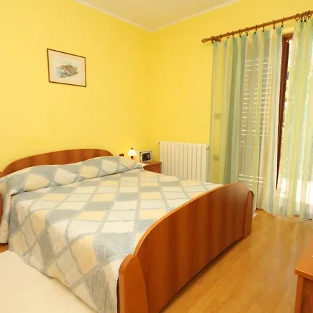 7195b Apartament *